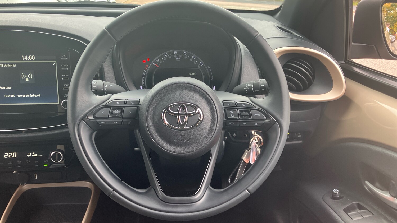 Used Toyota Aygo X 2023 for sale - 76222192: Photo 6