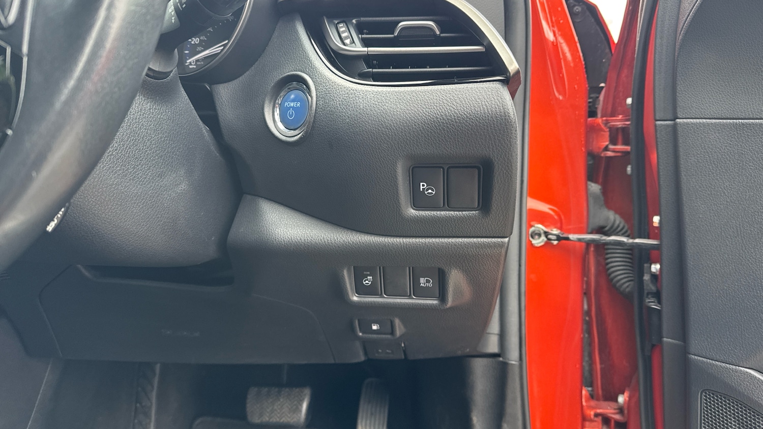 Used Toyota C-HR 2020 for sale - 78000808: Photo 30