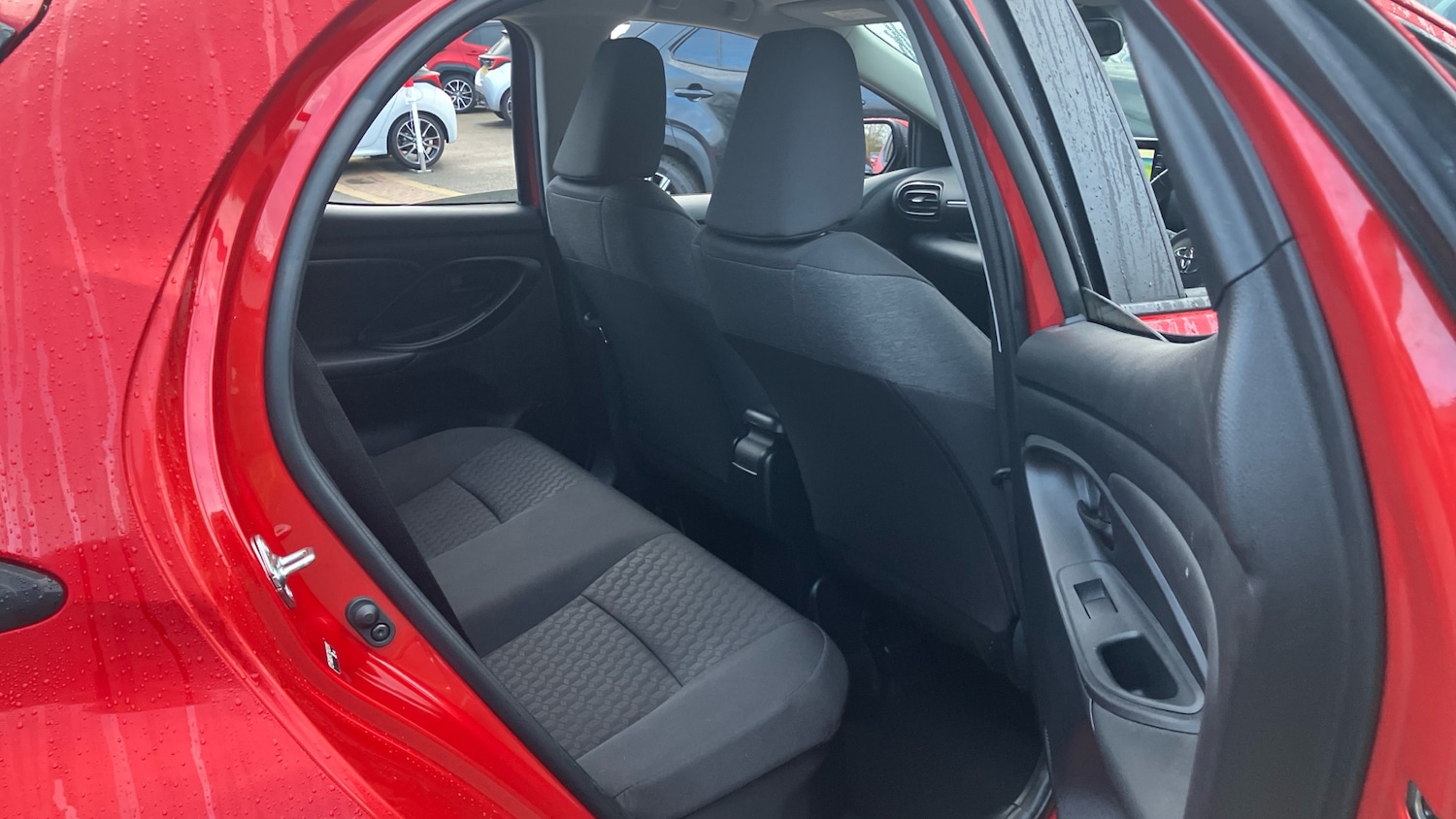 Used Toyota Yaris 2023 for sale - 77196363: Photo 12