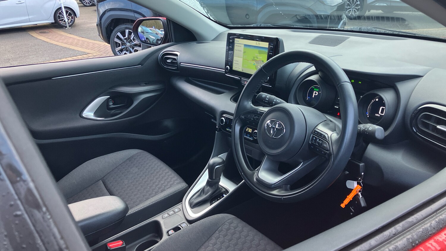 Used Toyota Yaris 2023 for sale - 77196363: Photo 41