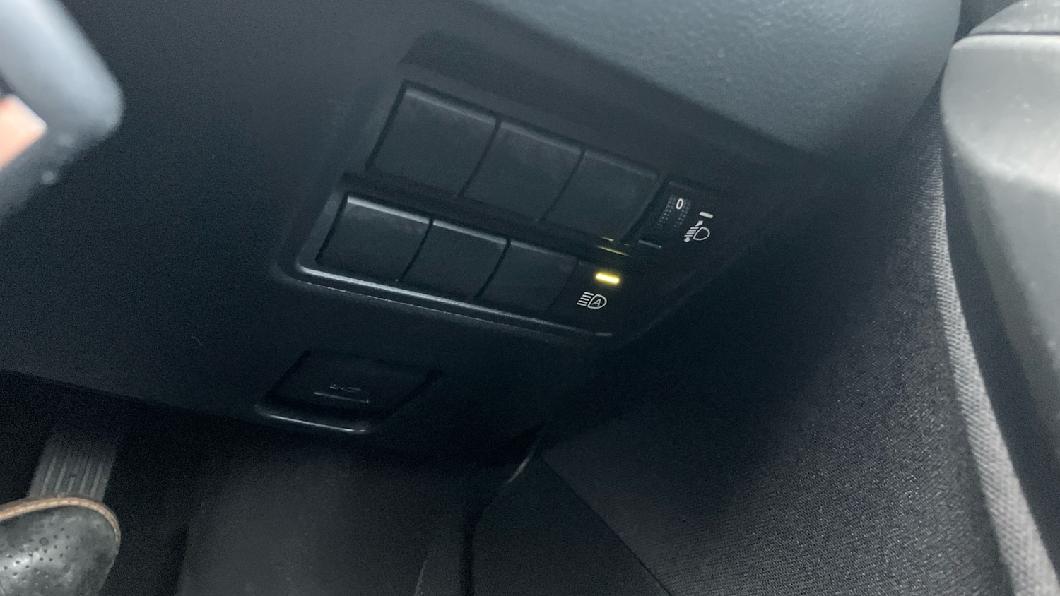 Used Toyota Yaris 2023 for sale - 77196363: Photo 48