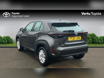 Used Toyota Yaris Cross 2023 for sale - 77377957: Photo