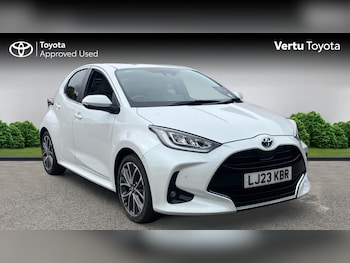 Used Toyota Yaris 2023 for sale - 79445015: Photo