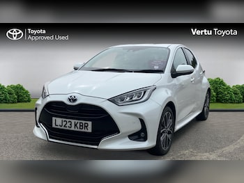 Used Toyota Yaris 2023 for sale - 79445015: Photo