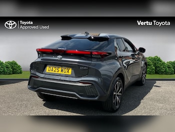 Used Toyota C-HR 2025 for sale - 79082402: Photo