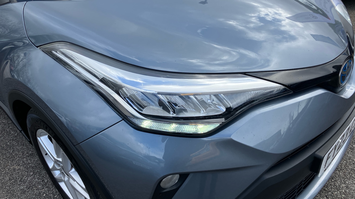 Used Toyota C-HR 2023 for sale - 78080530: Photo 32