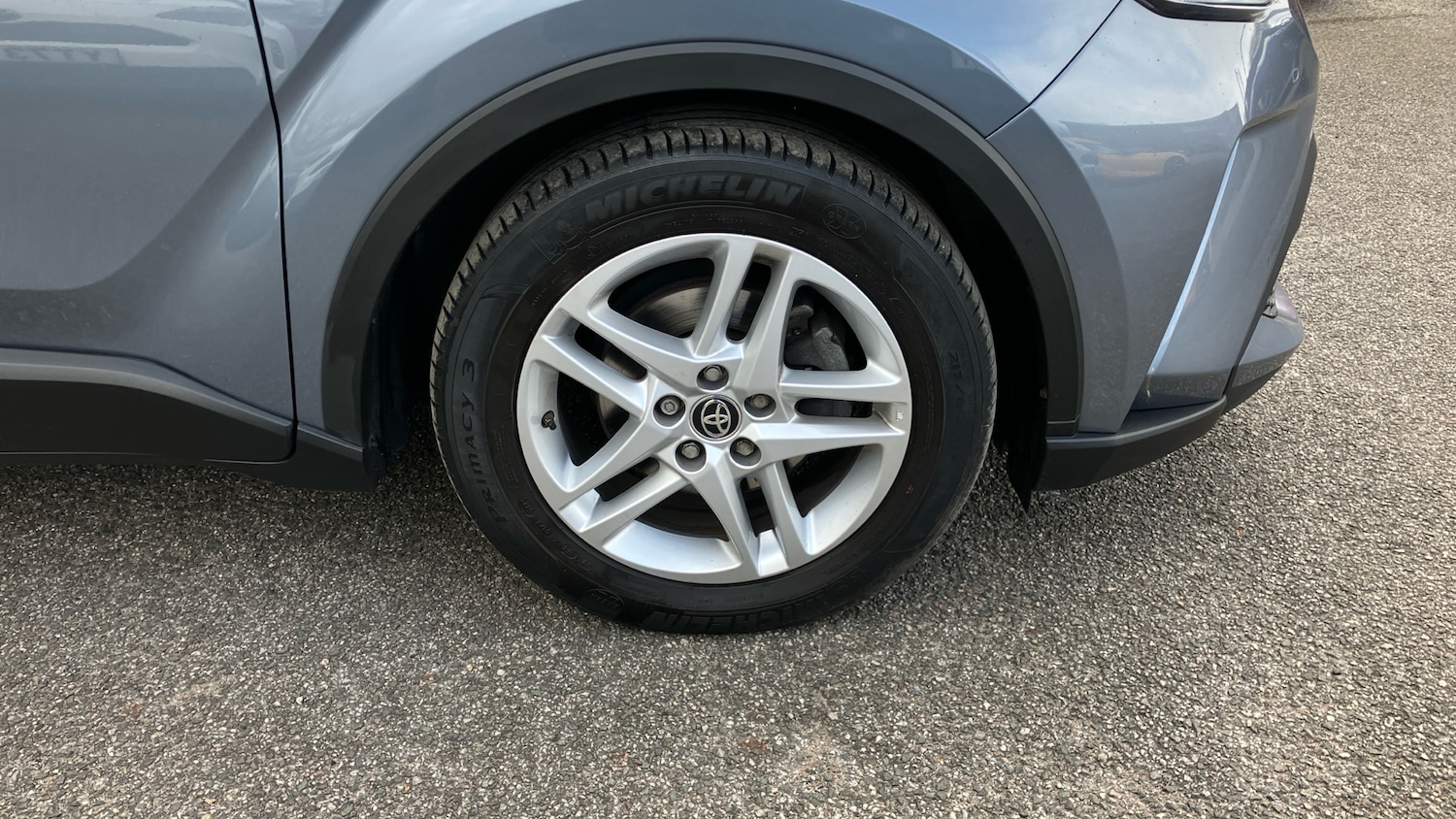 Used Toyota C-HR 2023 for sale - 78080530: Photo 33