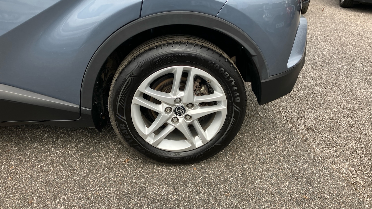 Used Toyota C-HR 2023 for sale - 78080530: Photo 35