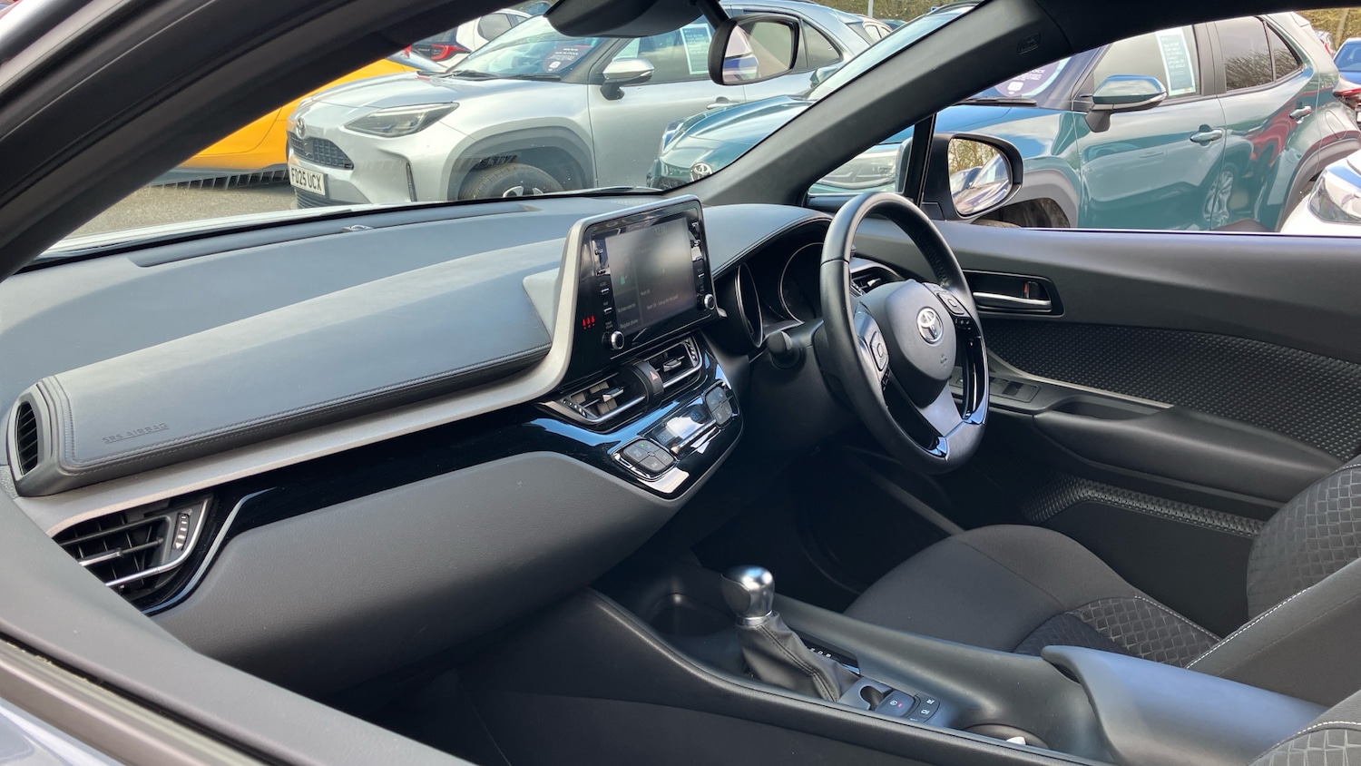 Used Toyota C-HR 2023 for sale - 78080530: Photo 44