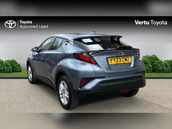 Used Toyota C-HR 2023 for sale - 78080530: Photo