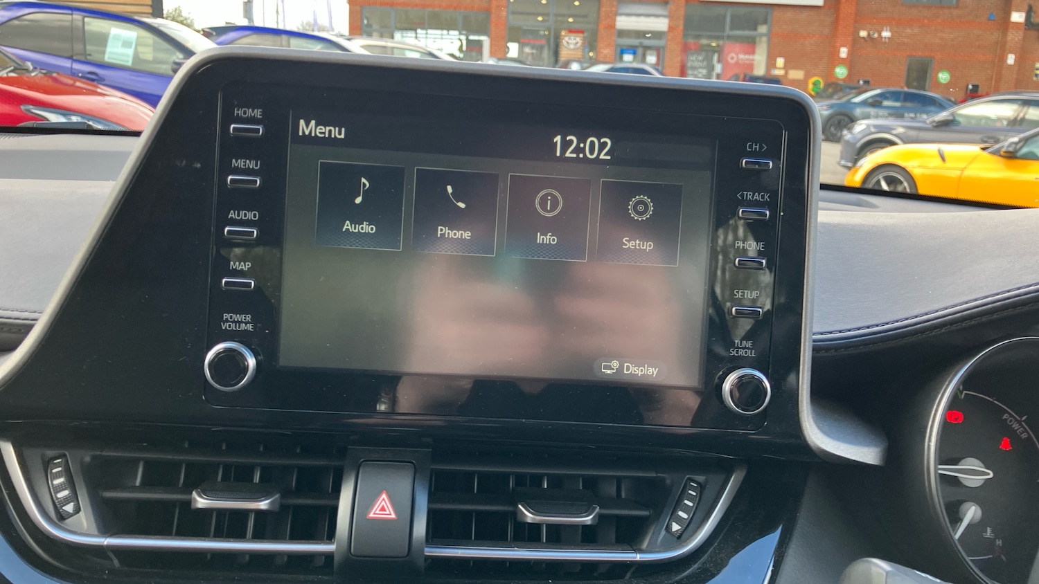 Used Toyota C-HR 2023 for sale - 78080530: Photo 51