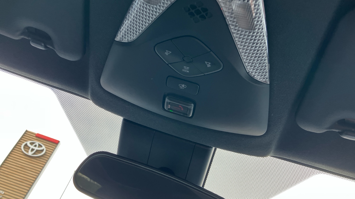 Used Toyota C-HR 2023 for sale - 78080530: Photo 56