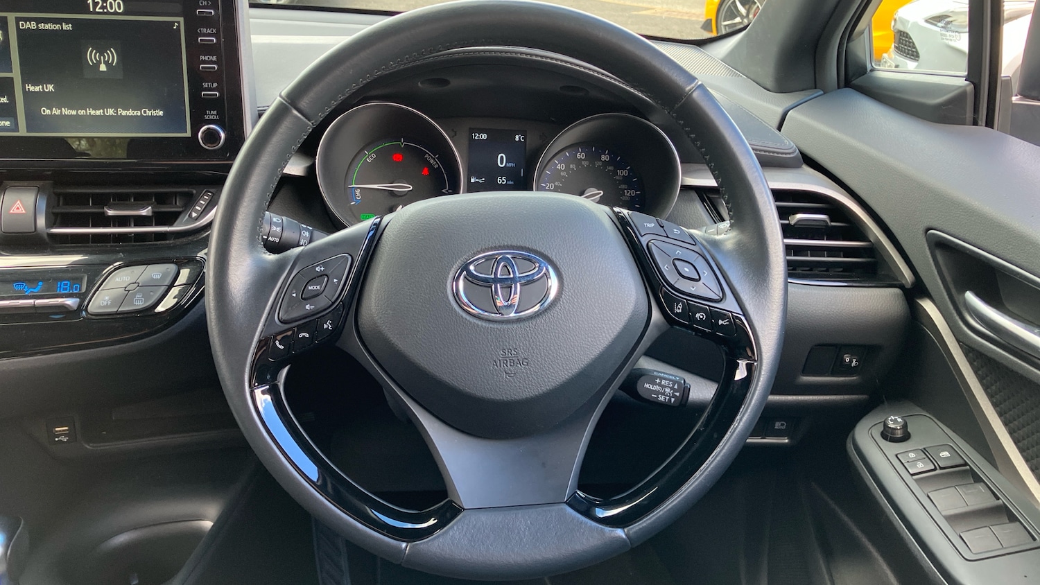 Used Toyota C-HR 2023 for sale - 78080530: Photo 6