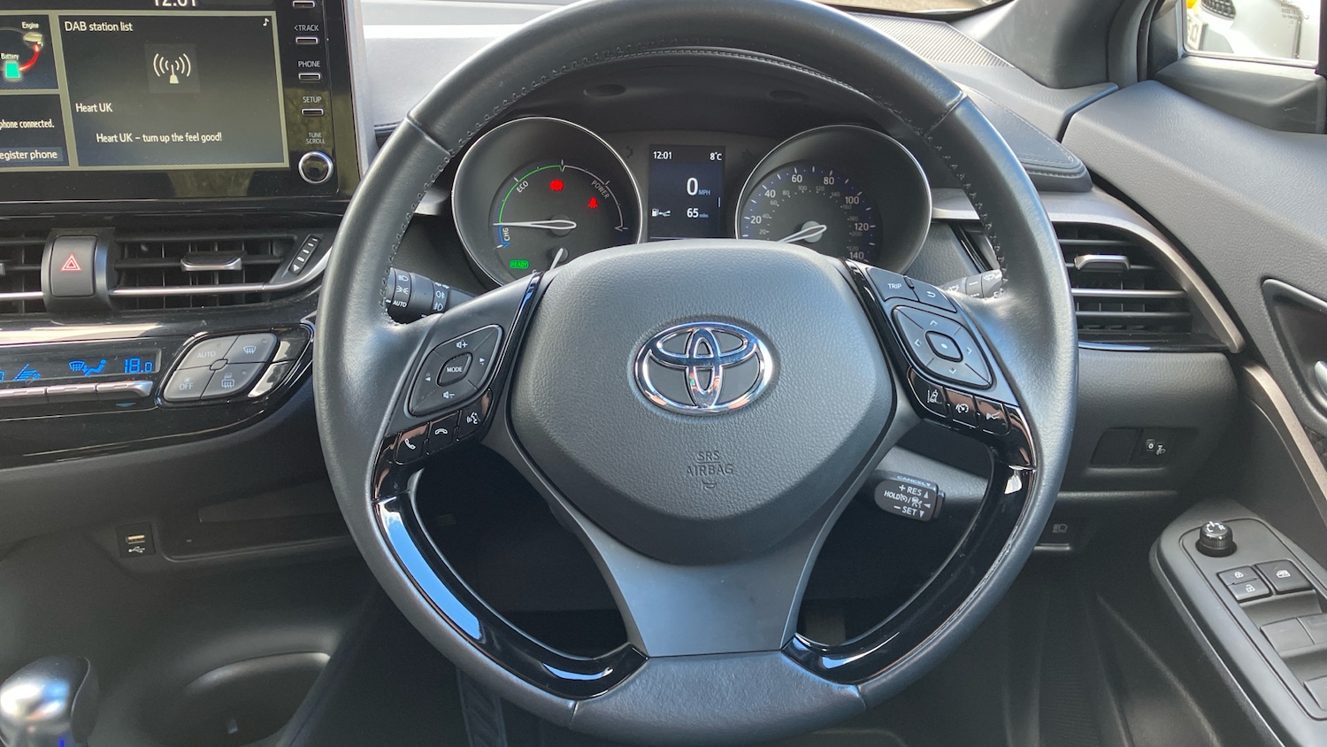Used Toyota C-HR 2023 for sale - 78080530: Photo 8