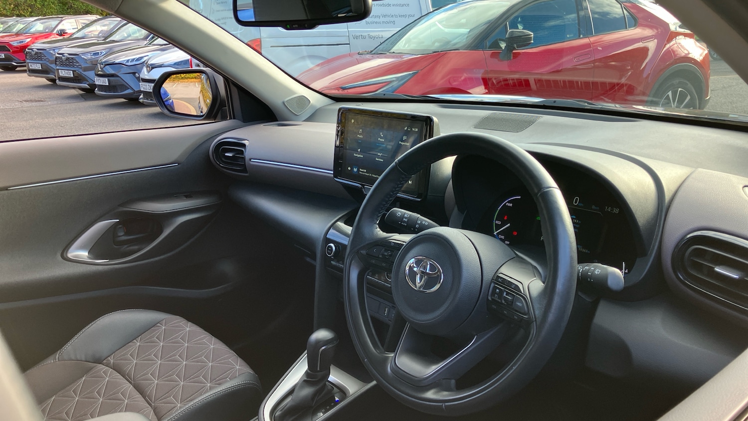 Used Toyota Yaris Cross 2022 for sale - 76290429: Photo 40