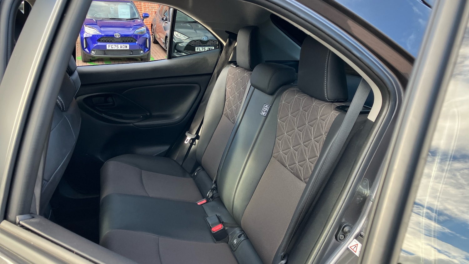 Used Toyota Yaris Cross 2022 for sale - 76290429: Photo 42