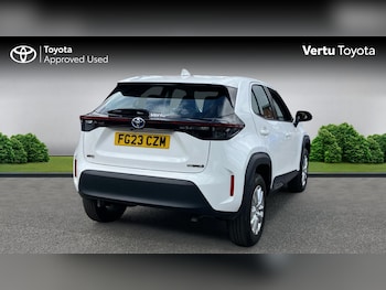 Used Toyota Yaris Cross 2023 for sale - 79477975: Photo