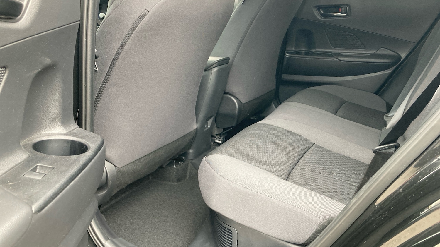 Used Toyota C-HR 2025 for sale - 76818773: Photo 13