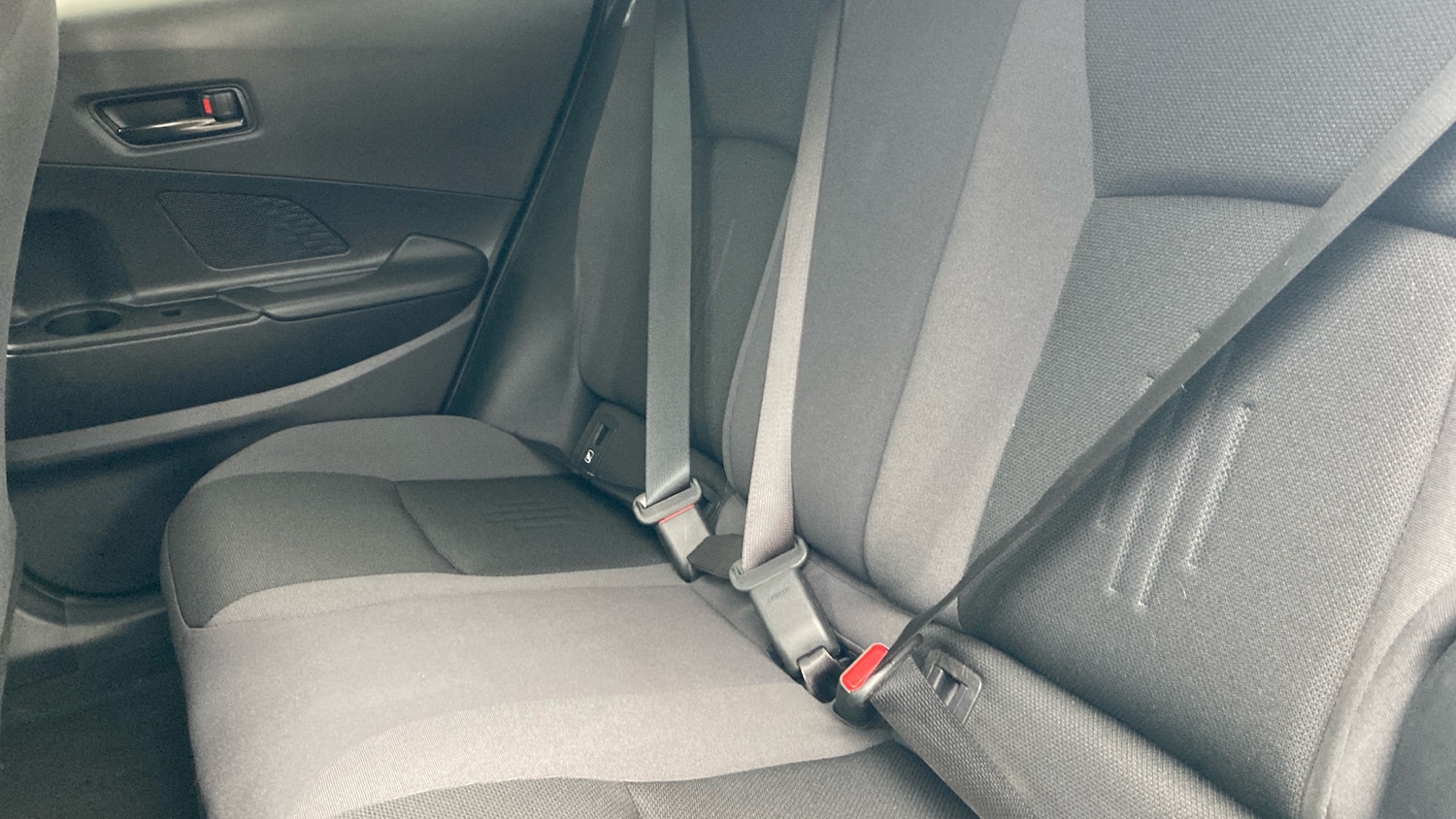 Used Toyota C-HR 2025 for sale - 76818773: Photo 21