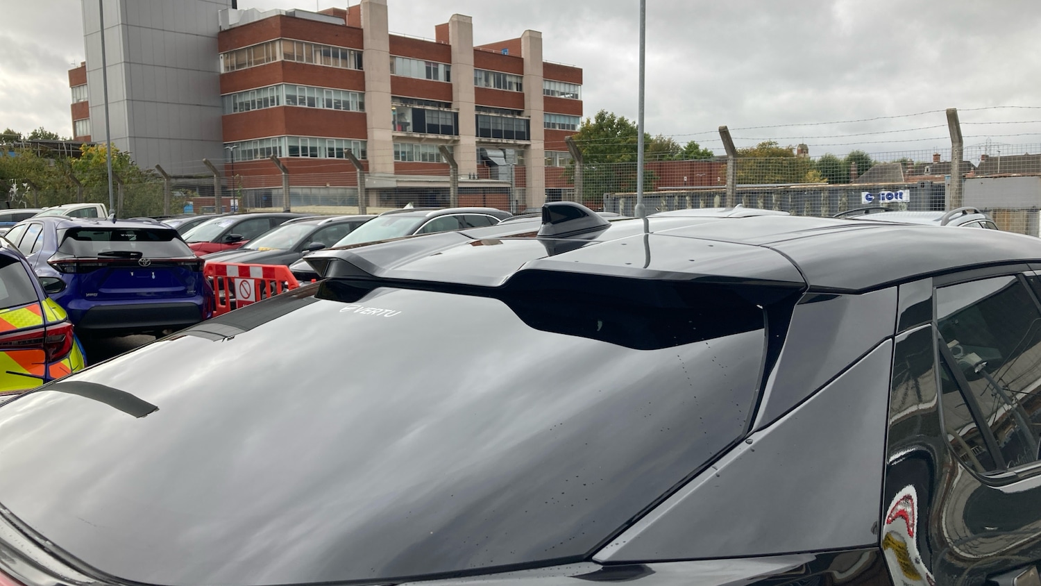 Used Toyota C-HR 2025 for sale - 76818773: Photo 24