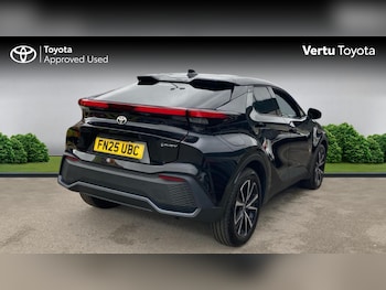 Used Toyota C-HR 2025 for sale - 76818773: Photo