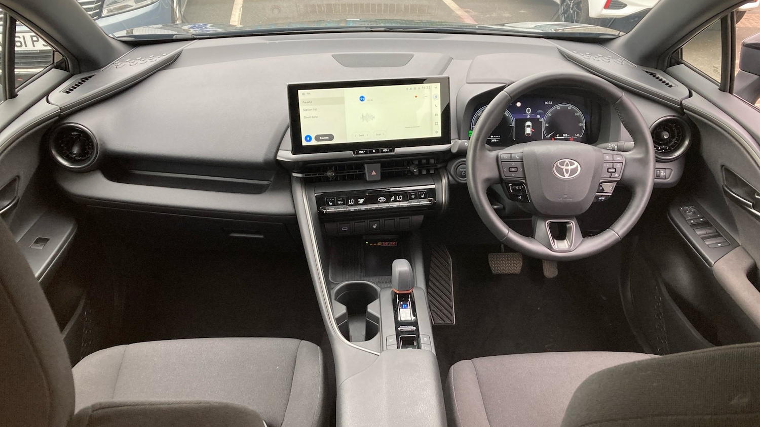 Used Toyota C-HR 2025 for sale - 76818773: Photo 5