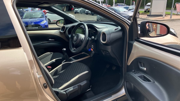 Used Toyota Aygo X 2023 for sale - 75791239: Photo 11