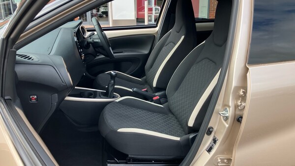 Used Toyota Aygo X 2023 for sale - 75791239: Photo 41