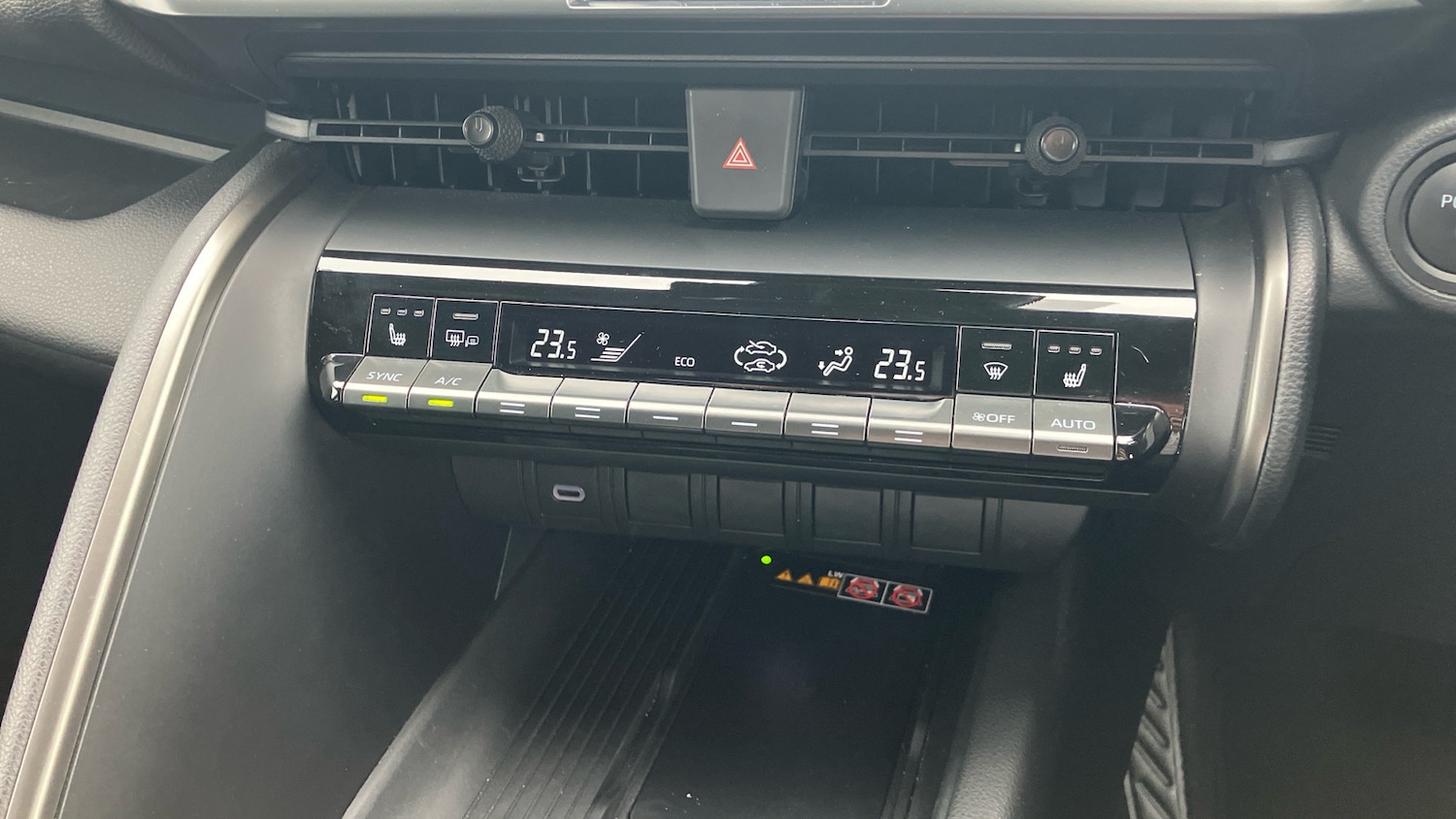 Used Toyota C-HR 2024 for sale - 76599859: Photo 51