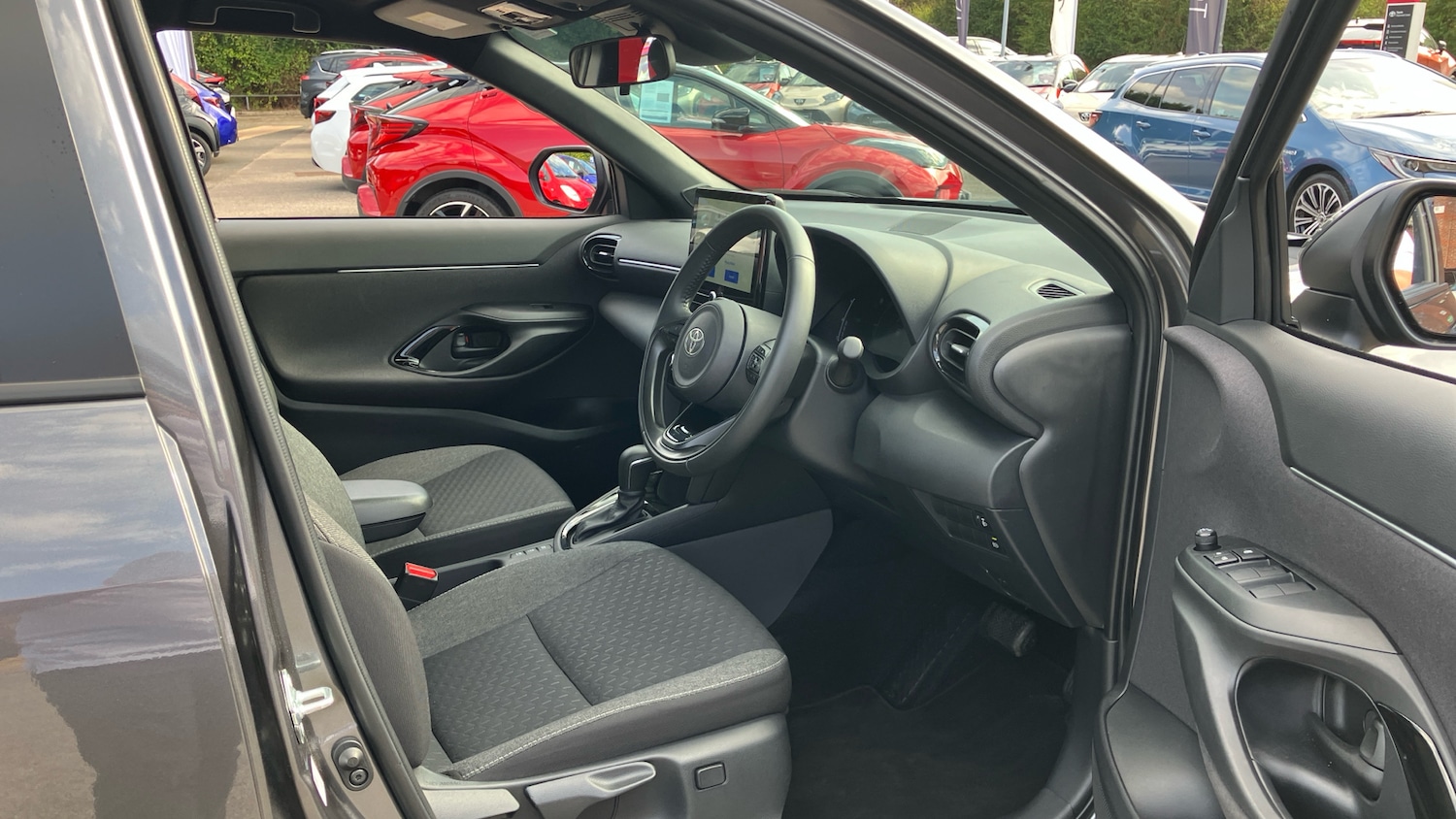 Used Toyota Yaris Cross 2025 for sale - 75984530: Photo 11