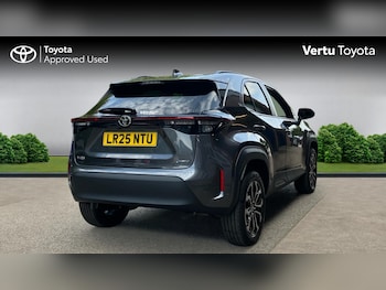 Used Toyota Yaris Cross 2025 for sale - 75984530: Photo 2