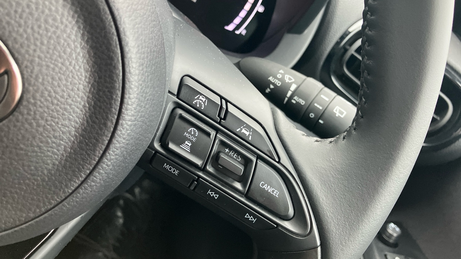 Used Toyota Yaris Cross 2025 for sale - 77068948: Photo 46