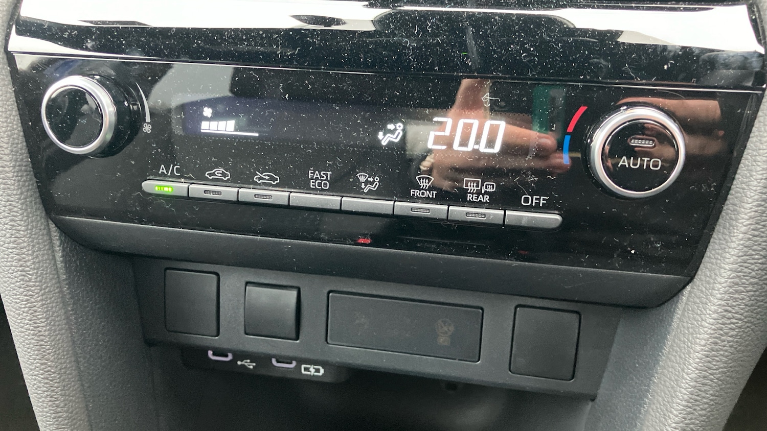 Used Toyota Yaris Cross 2025 for sale - 77068948: Photo 50