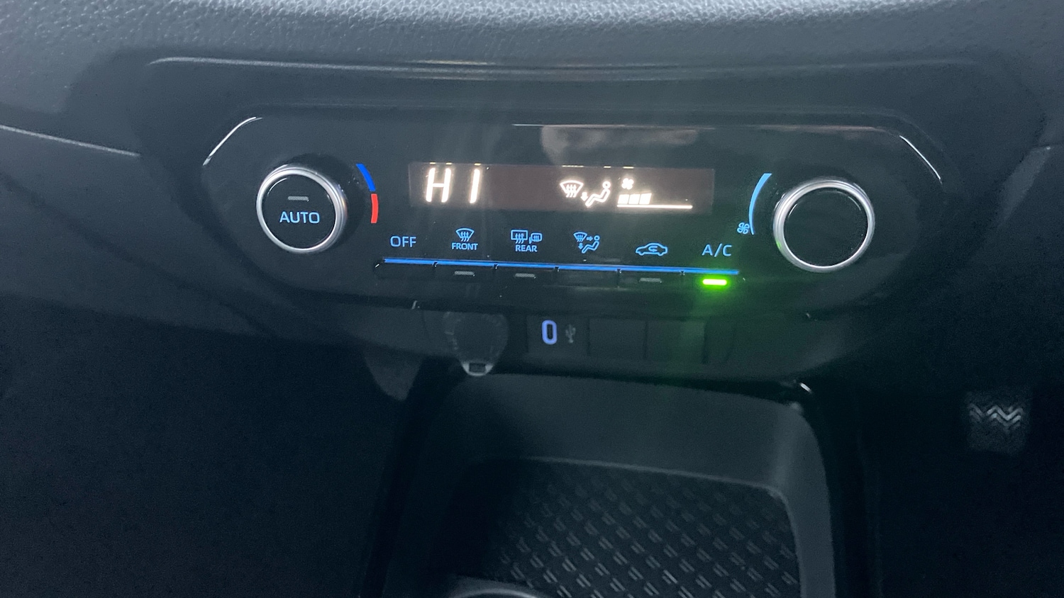 Used Toyota Aygo X 2024 for sale - 77406860: Photo 46