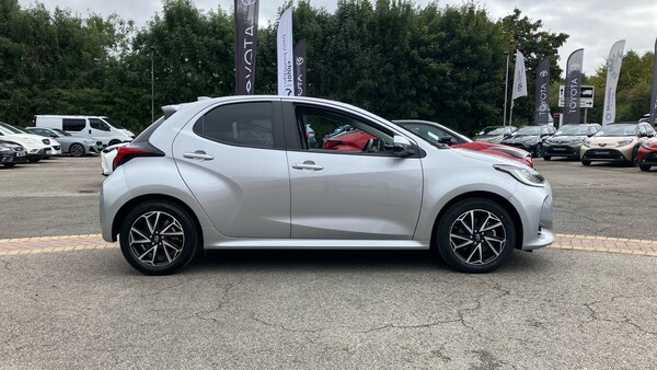 Used Toyota Yaris 2023 for sale - 75640000: Photo 16