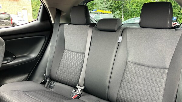 Used Toyota Yaris 2023 for sale - 75640000: Photo 20