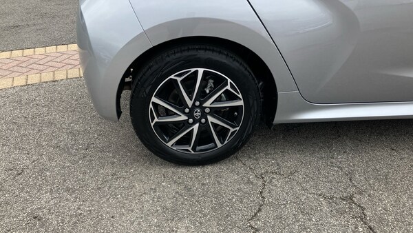 Used Toyota Yaris 2023 for sale - 75640000: Photo 34