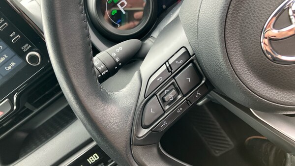 Used Toyota Yaris 2023 for sale - 75640000: Photo 45