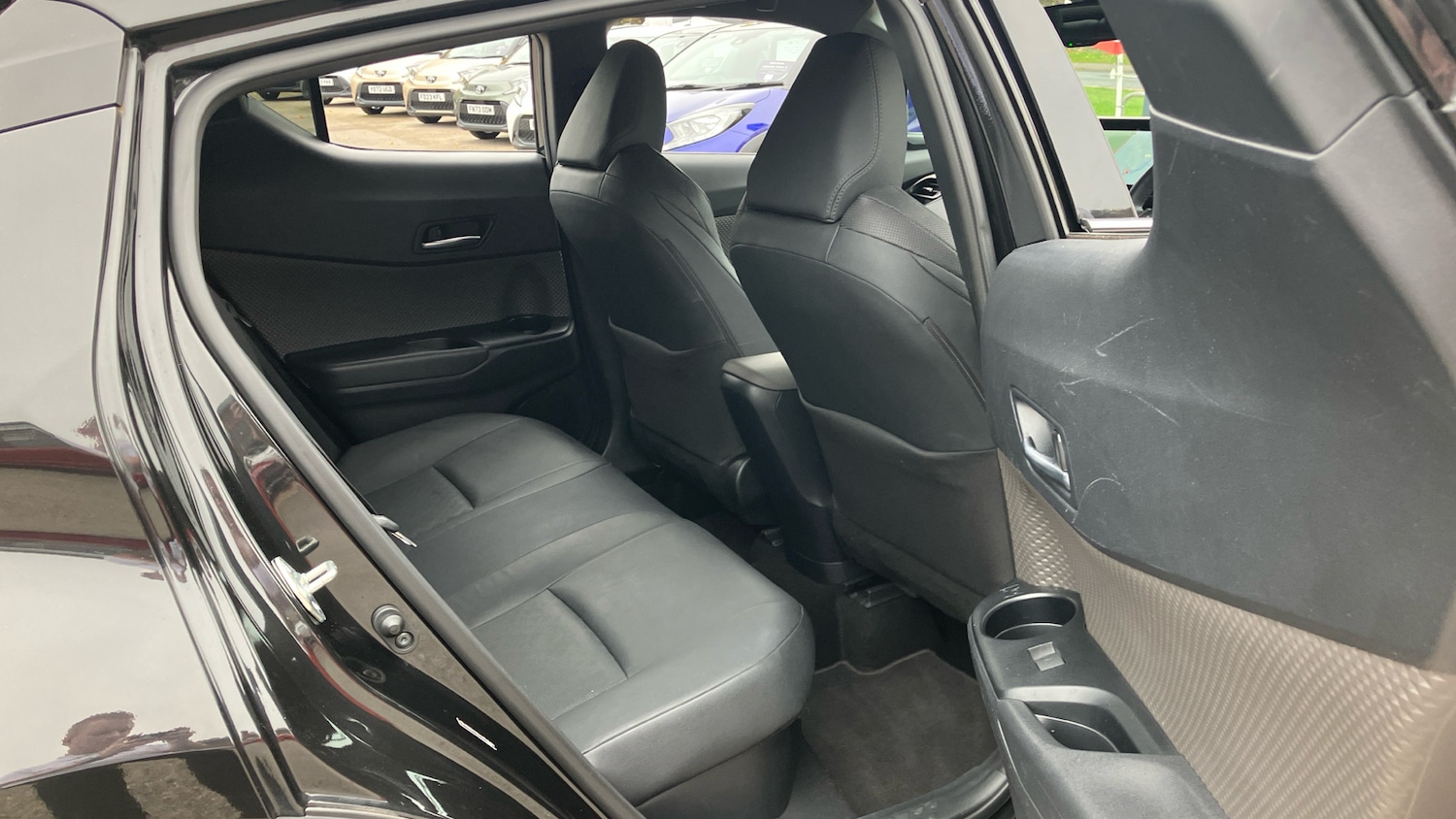 Used Toyota C-HR 2022 for sale - 76452646: Photo 12