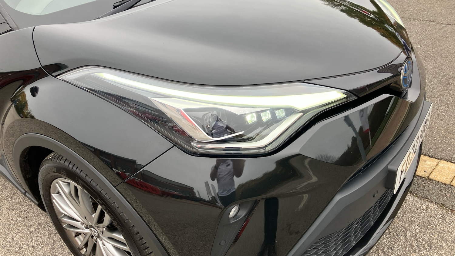 Used Toyota C-HR 2022 for sale - 76452646: Photo 32