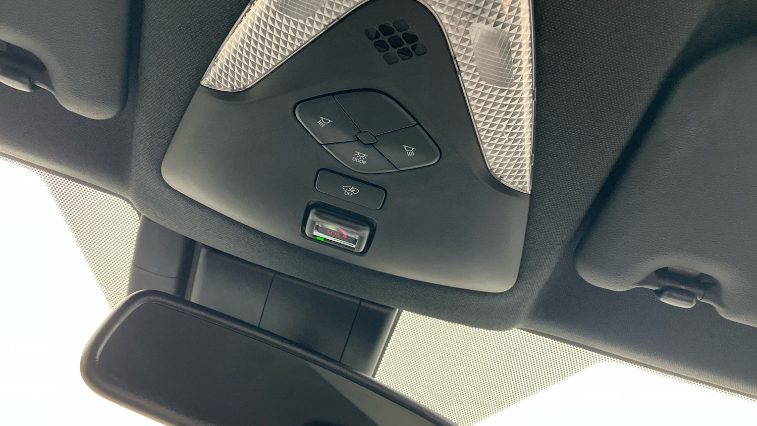 Used Toyota C-HR 2022 for sale - 76452646: Photo 54