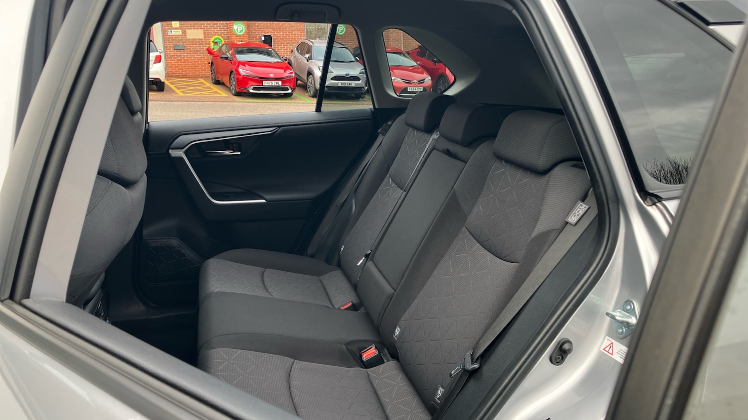 Used Toyota RAV4 2021 for sale - 77271194: Photo 42