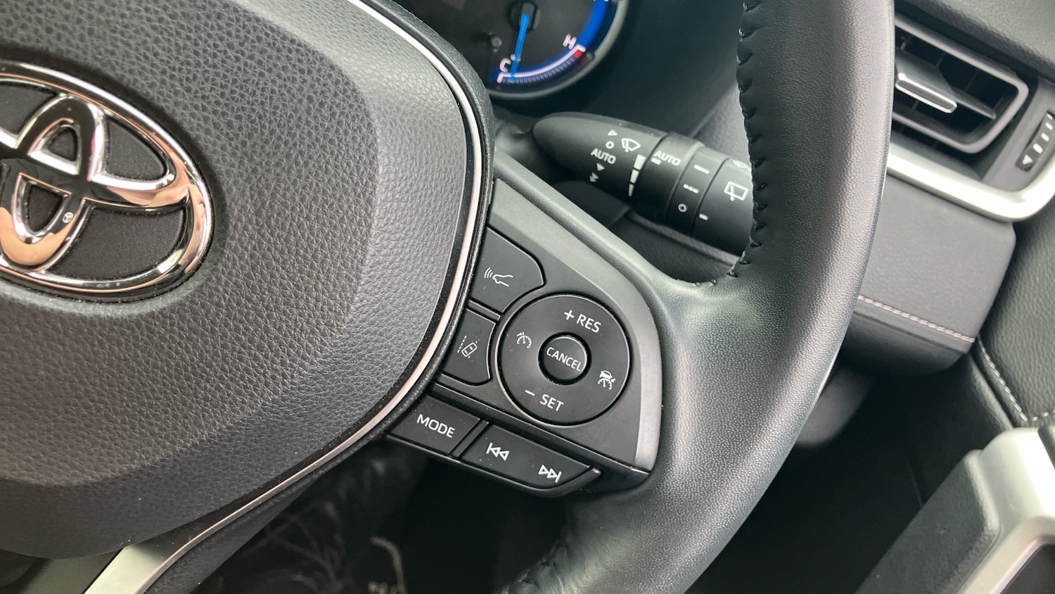 Used Toyota RAV4 2021 for sale - 77271194: Photo 48