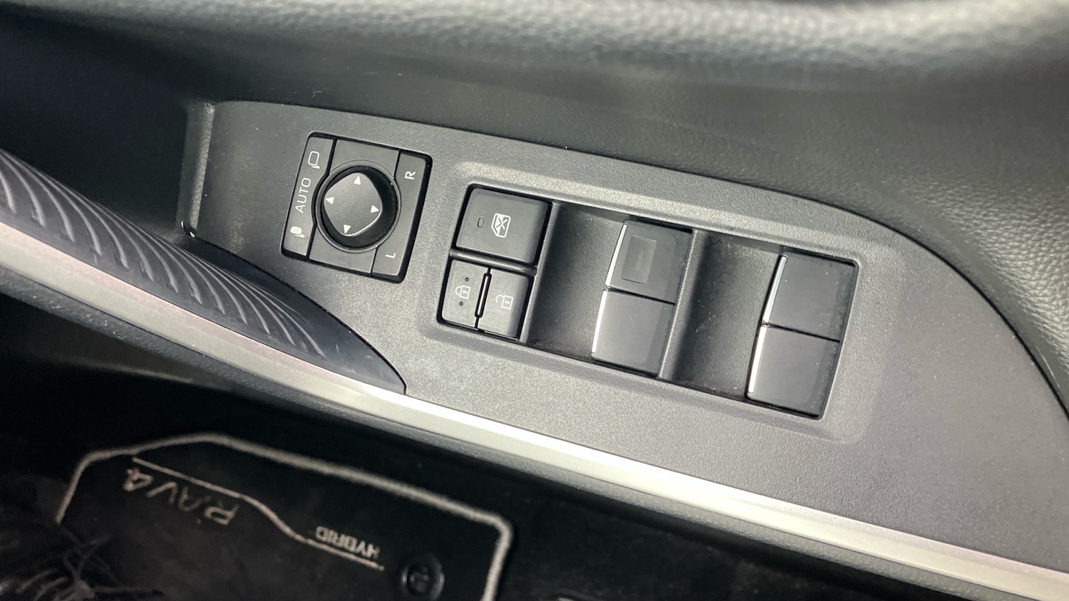 Used Toyota RAV4 2021 for sale - 77271194: Photo 50