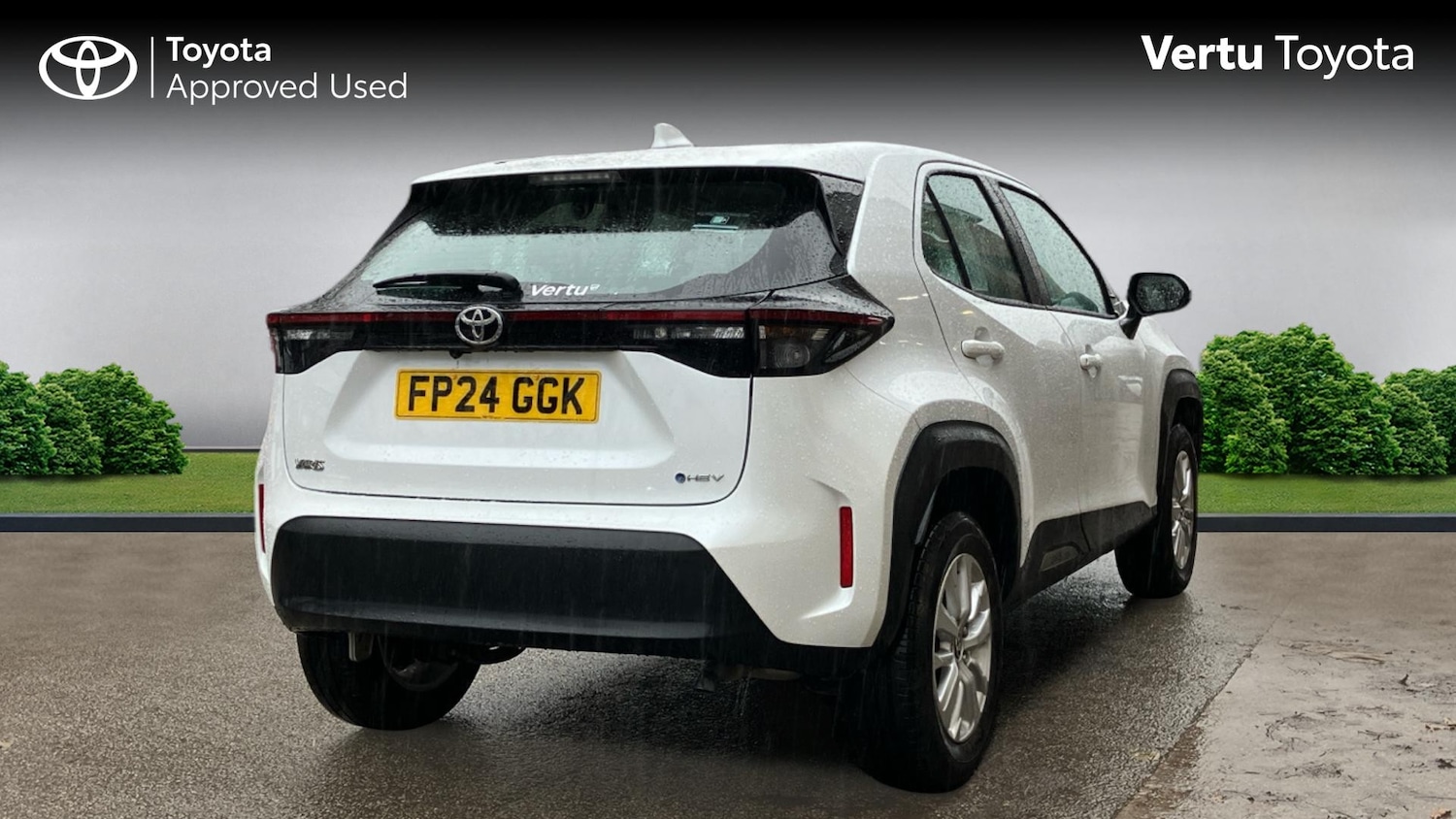 Used Toyota Yaris Cross 2024 for sale - 76779230: Photo 2