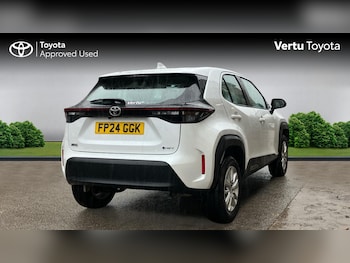 Used Toyota Yaris Cross 2024 for sale - 76779230: Photo