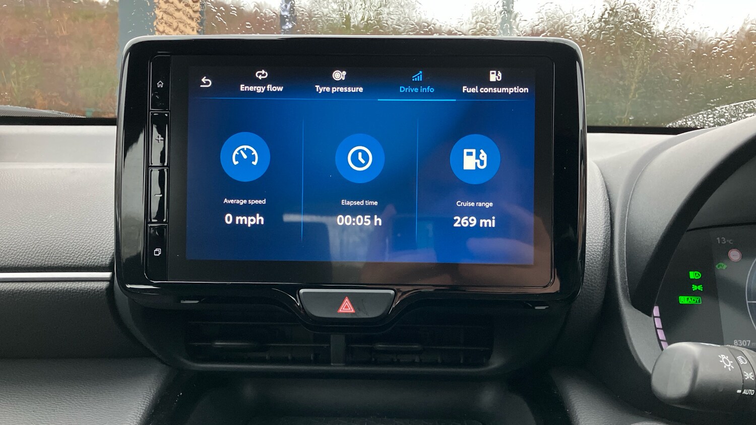 Used Toyota Yaris Cross 2024 for sale - 76779230: Photo 45