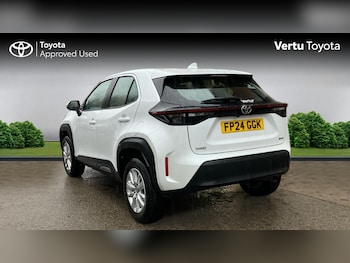 Used Toyota Yaris Cross 2024 for sale - 76779230: Photo