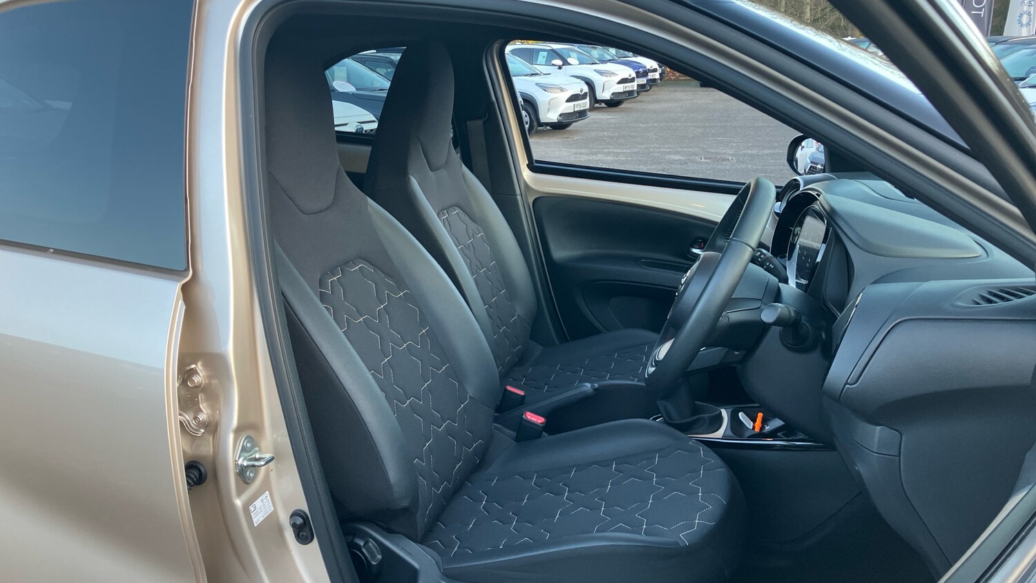 Used Toyota Aygo X 2023 for sale - 76764086: Photo 37