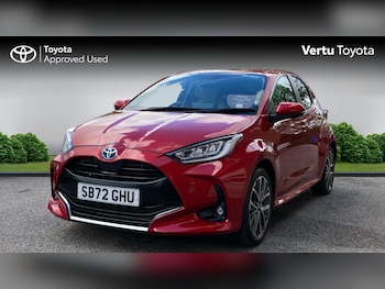 Used Toyota Yaris 2023 for sale - 78325472: Photo